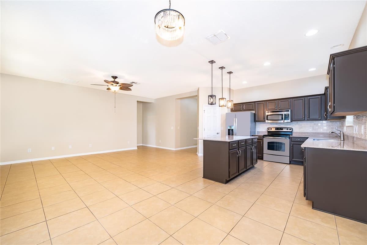 2587 TANNER TERRACE — photo 10 of 32