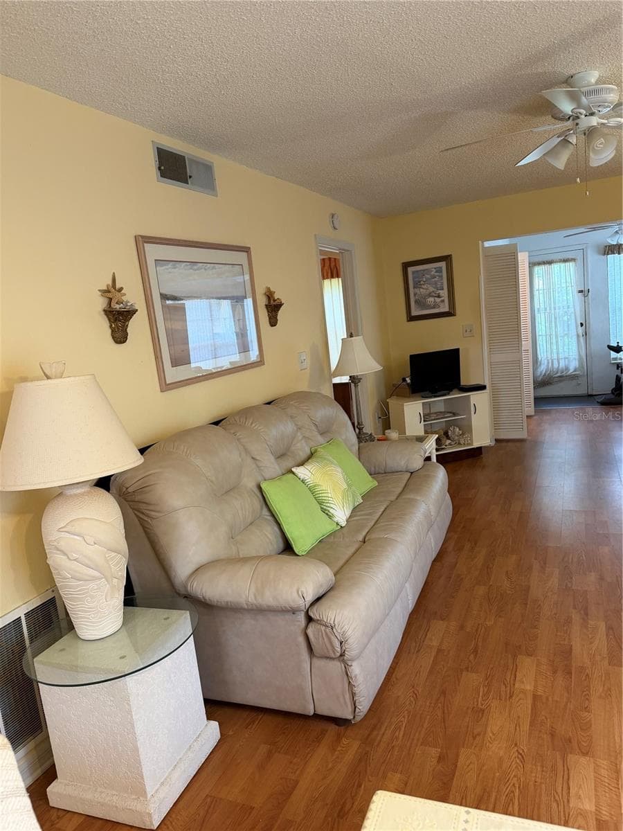 2400 WINDING CREEK BOULEVARD — photo 5 of 18