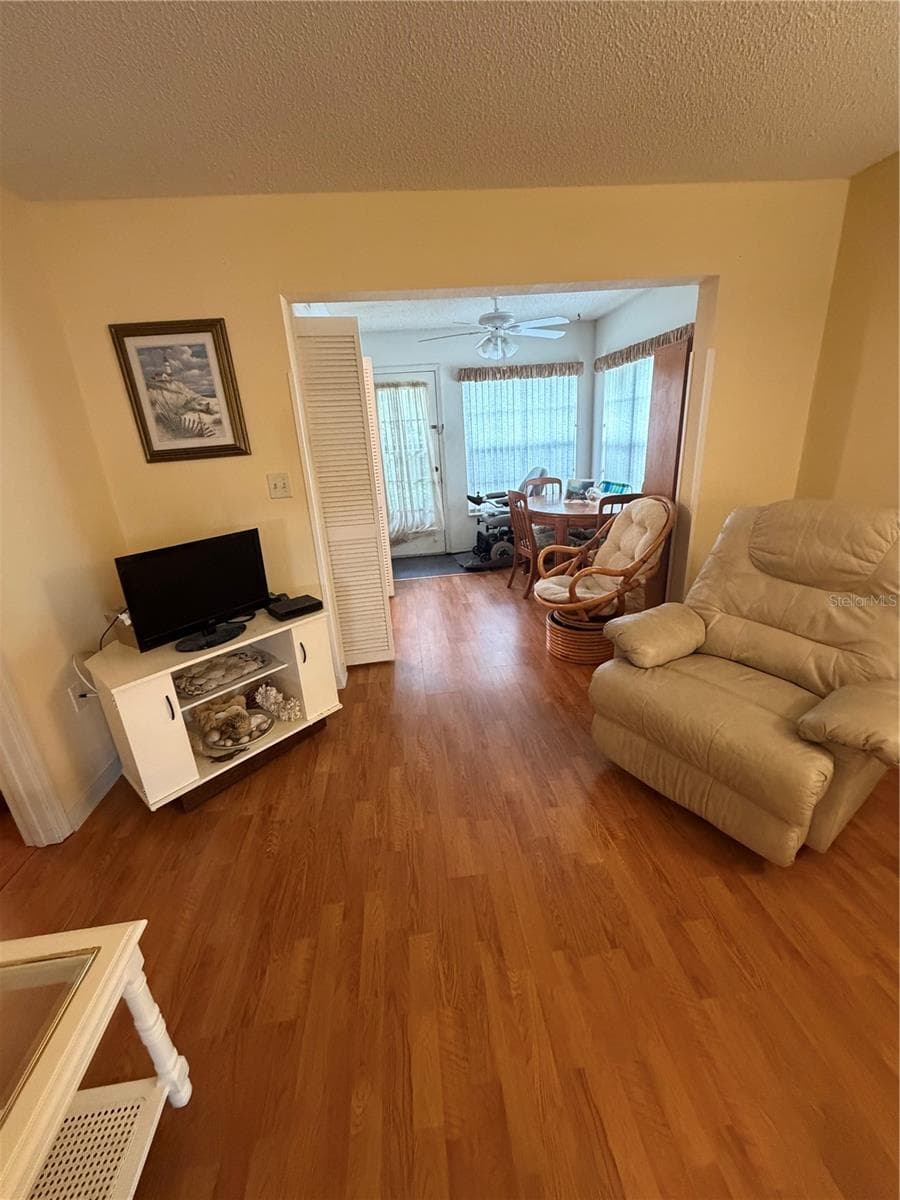 2400 WINDING CREEK BOULEVARD — photo 7 of 18