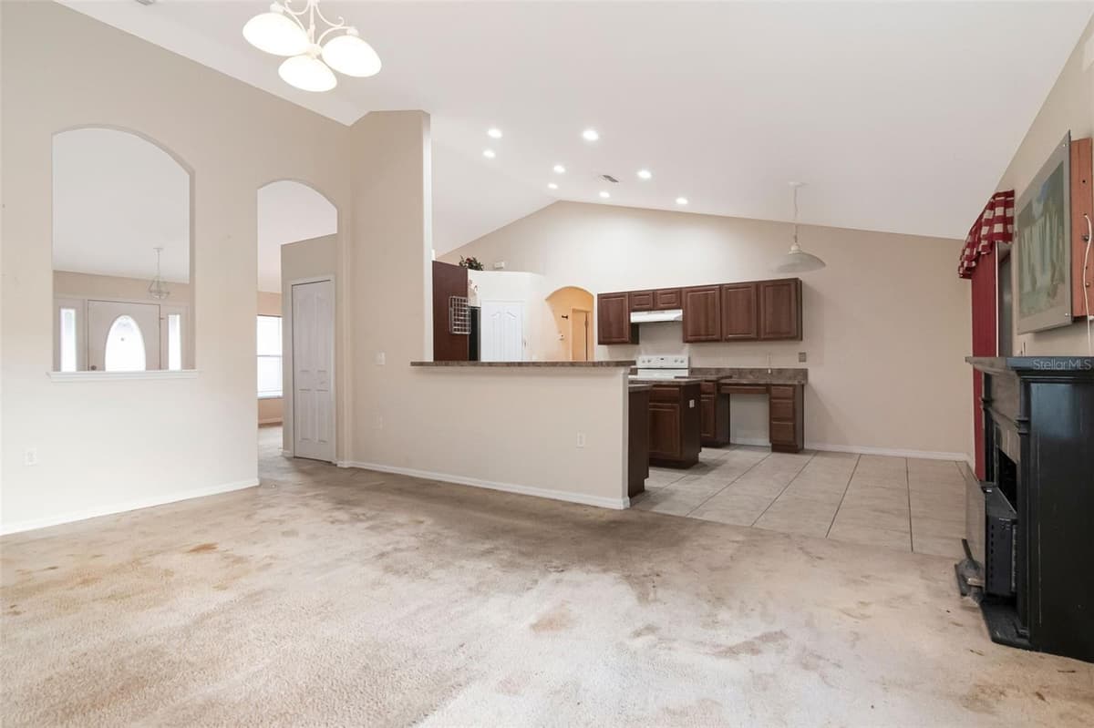 12276 VILLA ROAD — photo 10 of 53