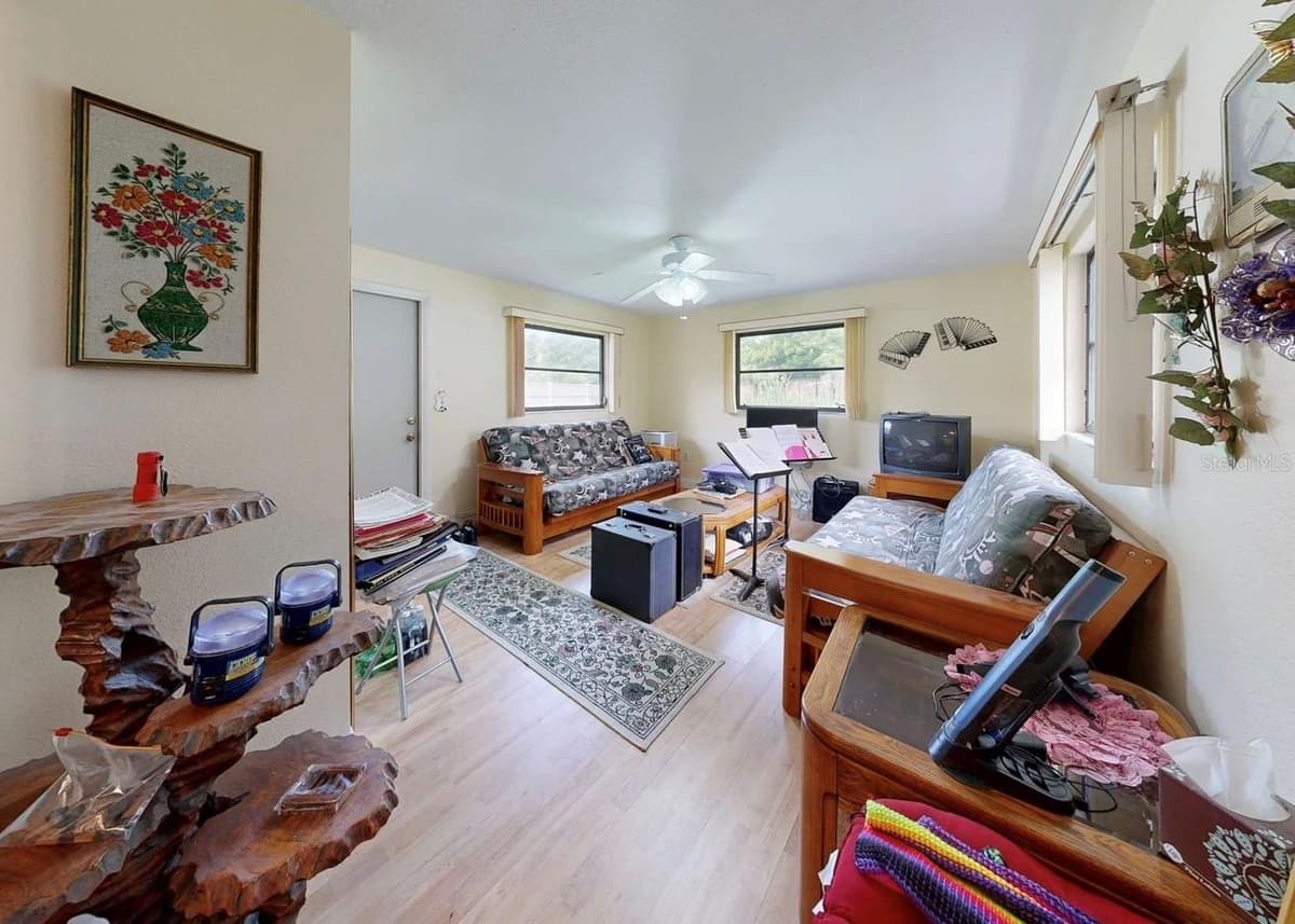 2336 JAVA PLUM AVENUE — photo 31 of 37