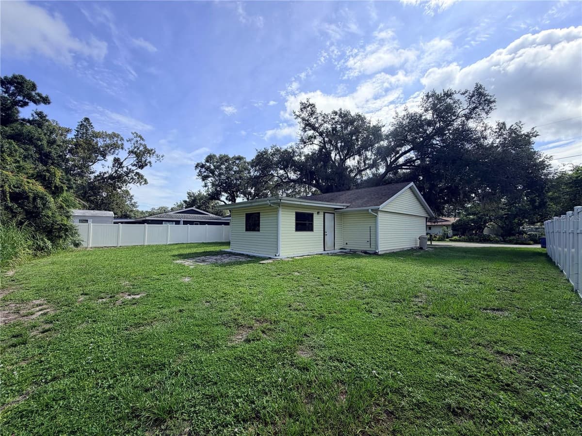 2336 JAVA PLUM AVENUE — photo 16 of 37