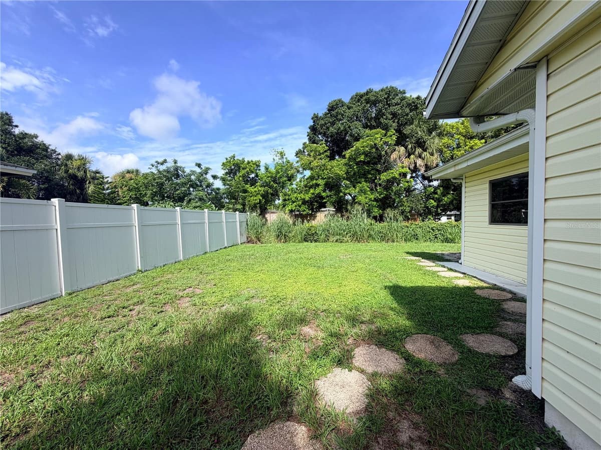 2336 JAVA PLUM AVENUE — photo 18 of 37