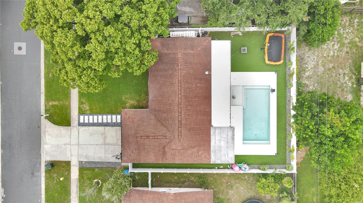 510 HILLCREST DRIVE — photo 28 of 28