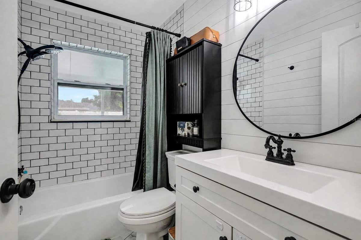 510 HILLCREST DRIVE — photo 19 of 28