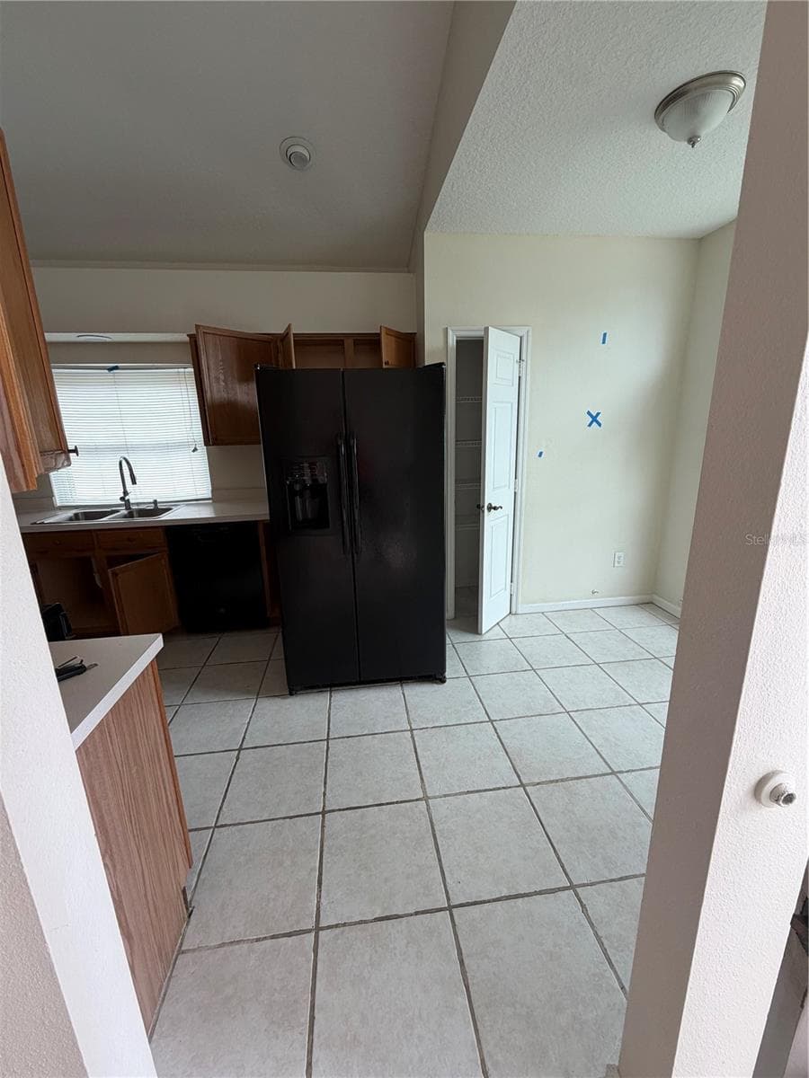 3419 SANTA MONICA DRIVE — photo 6 of 43