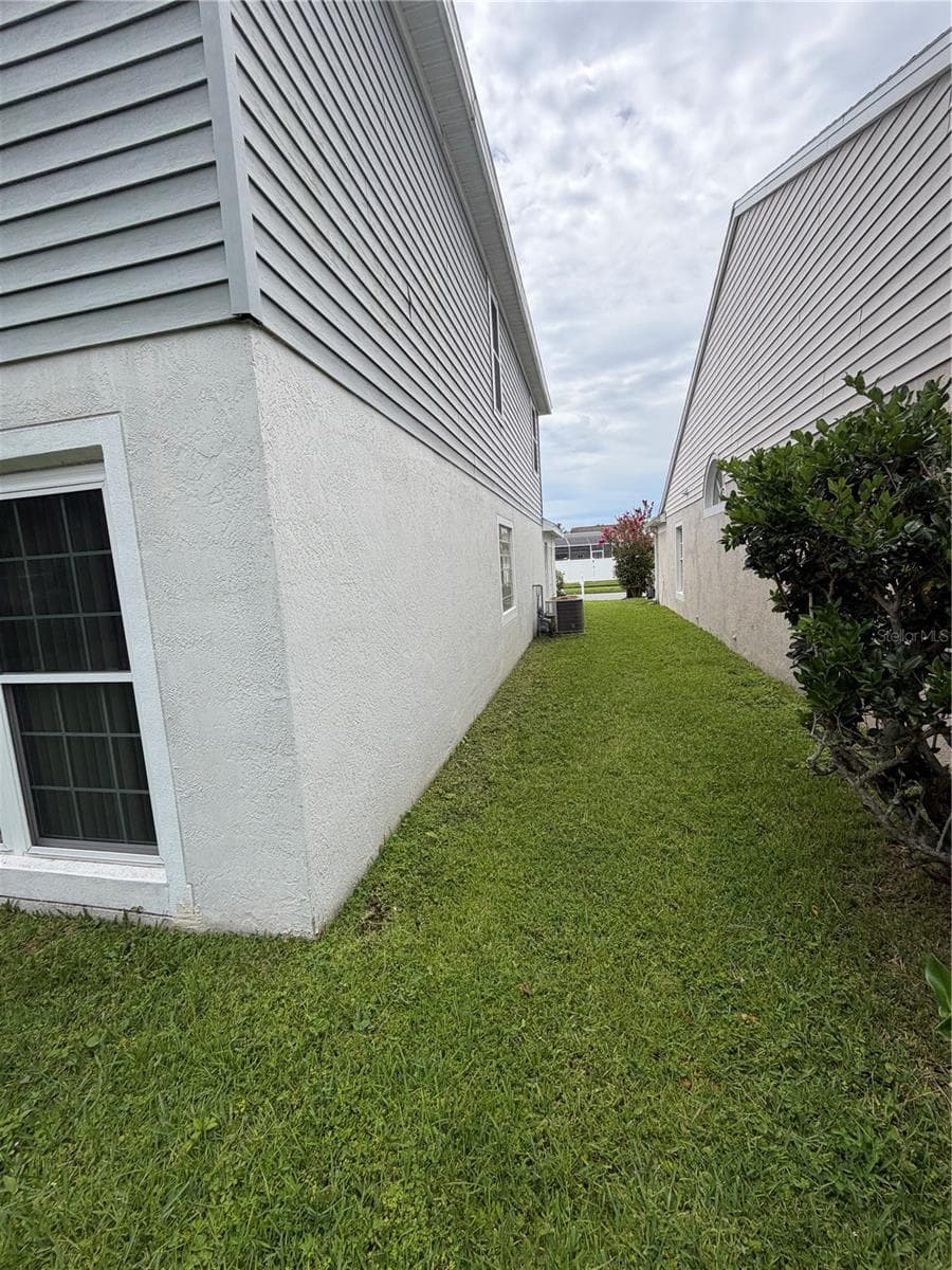 3419 SANTA MONICA DRIVE — photo 36 of 43
