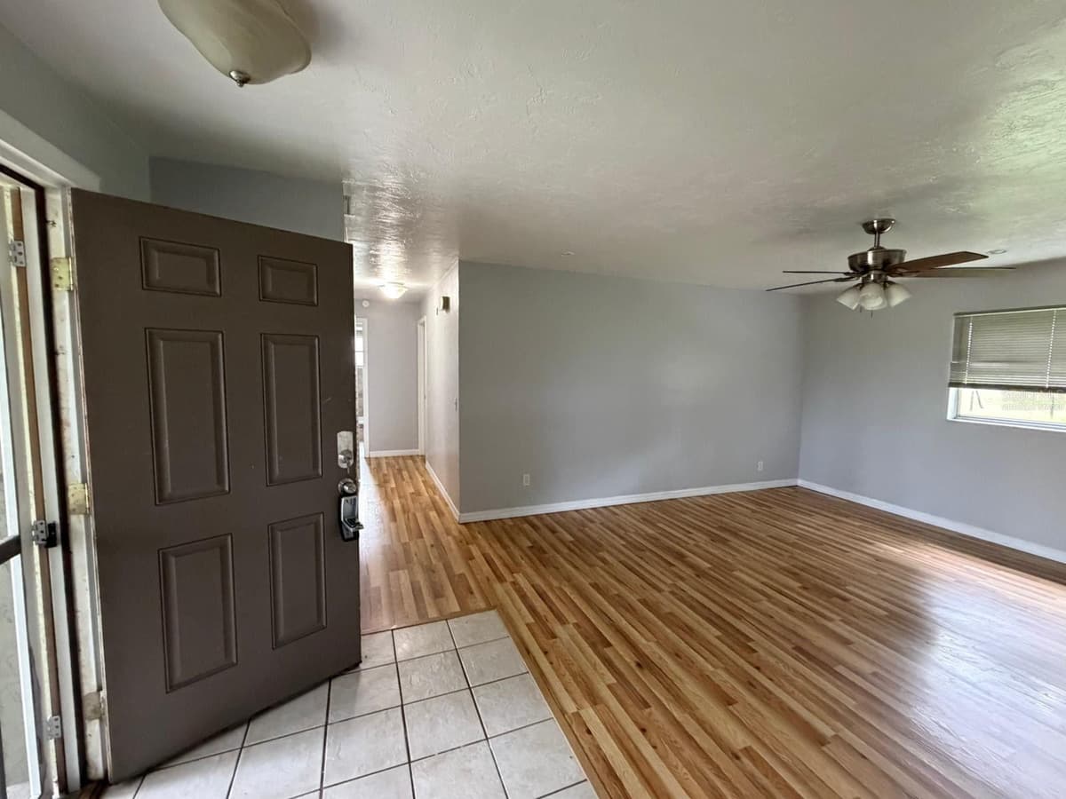 1423 LIVINGSTON STREET — photo 5 of 7