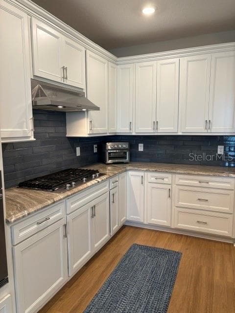 18498 COASTAL SHORE TERRACE — photo 9 of 34