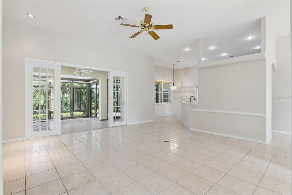 10308 CALLE DE FLORES DRIVE — photo 22 of 64