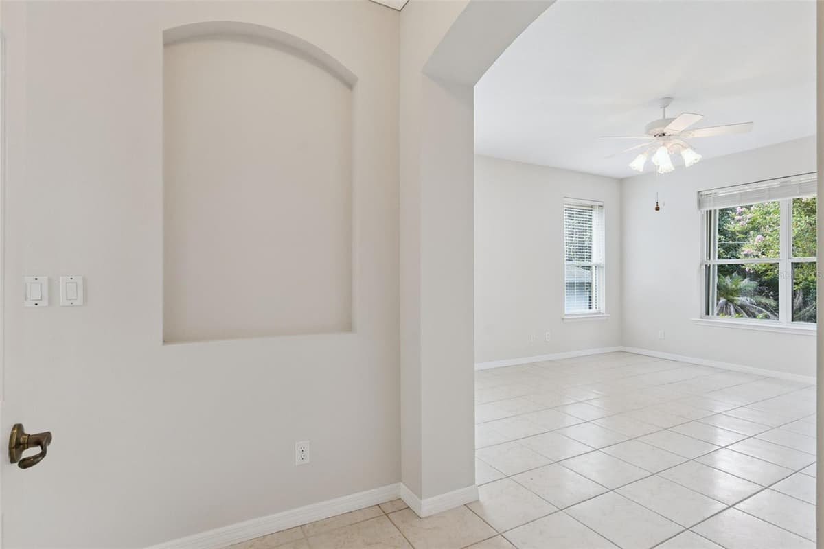 10308 CALLE DE FLORES DRIVE — photo 25 of 64