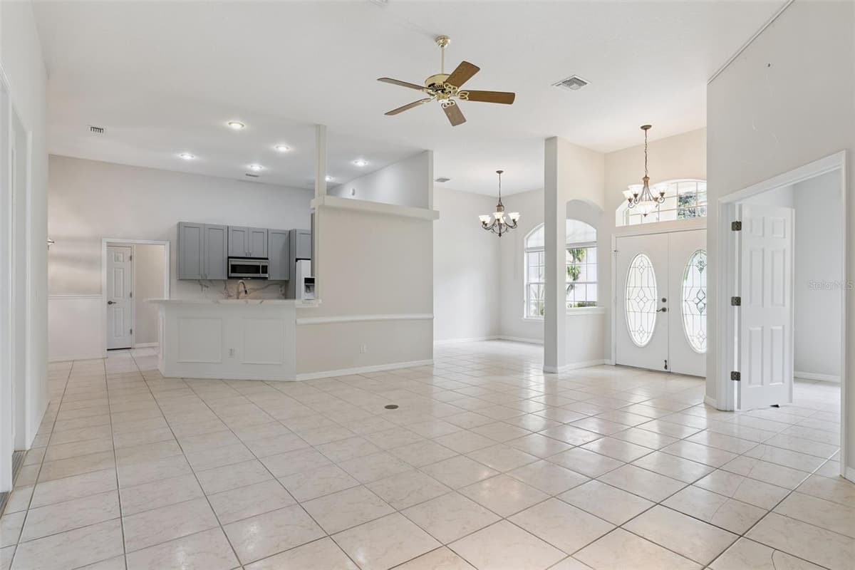 10308 CALLE DE FLORES DRIVE — photo 7 of 64