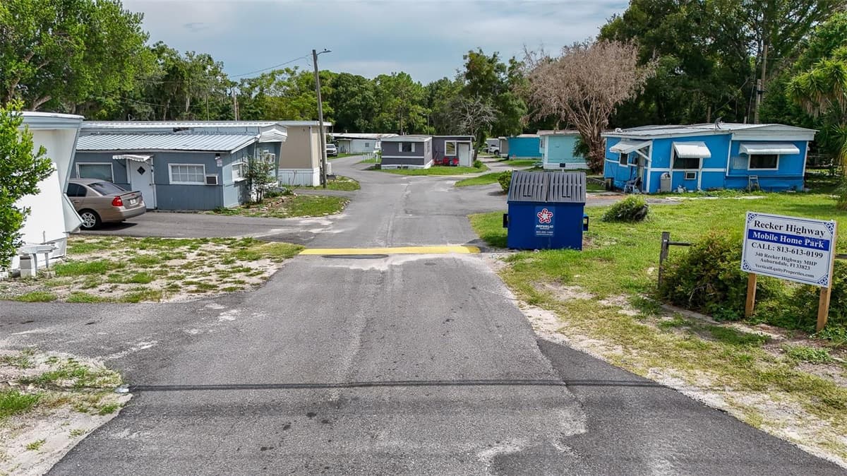 340 RECKER HIGHWAY — photo 3 of 11