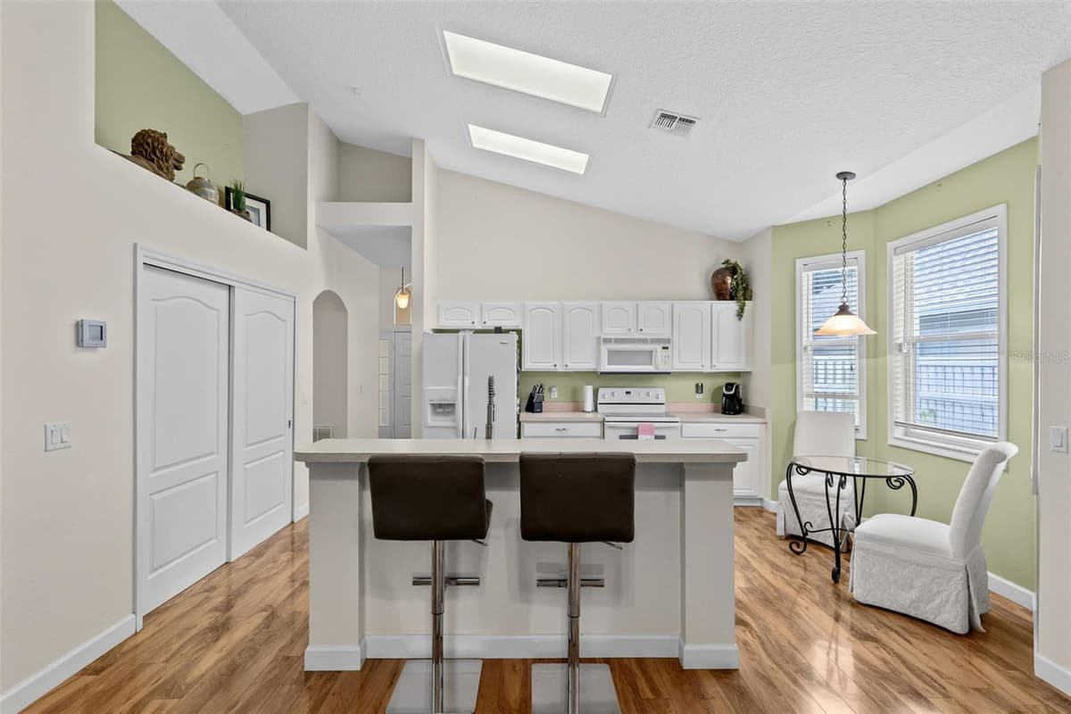 2250 OAKINGTON STREET — photo 9 of 30