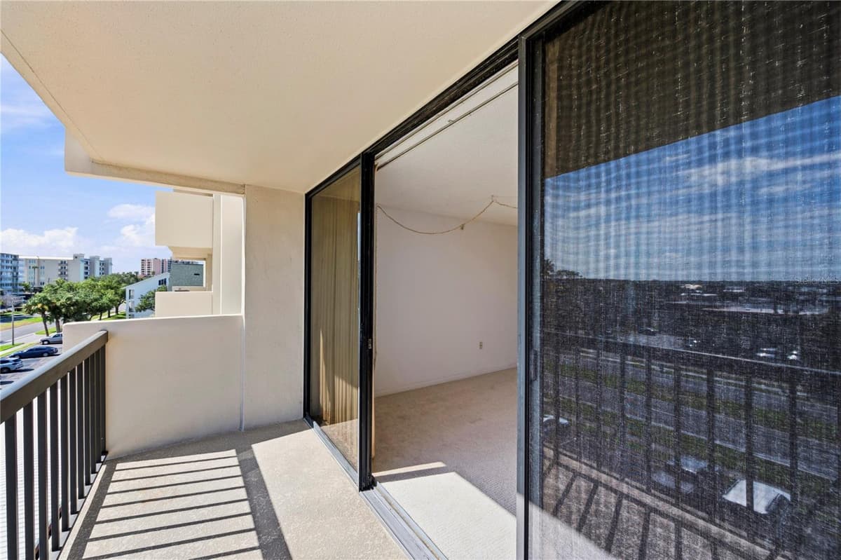 400 ISLAND WAY — photo 16 of 24
