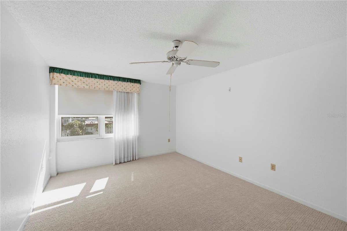 400 ISLAND WAY — photo 15 of 24