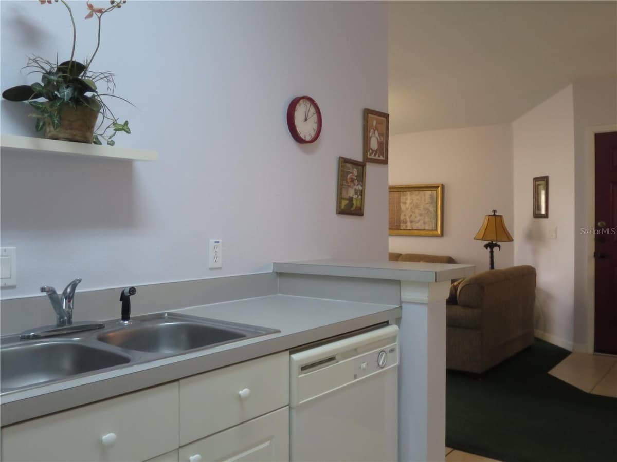 2806 CLUB CORTILE CIRCLE — photo 18 of 49