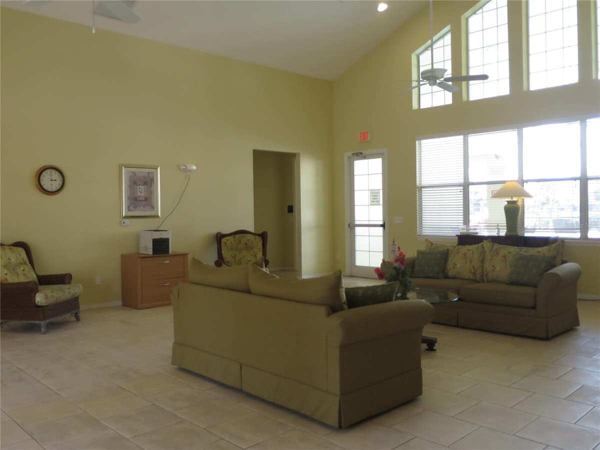 2806 CLUB CORTILE CIRCLE — photo 43 of 49