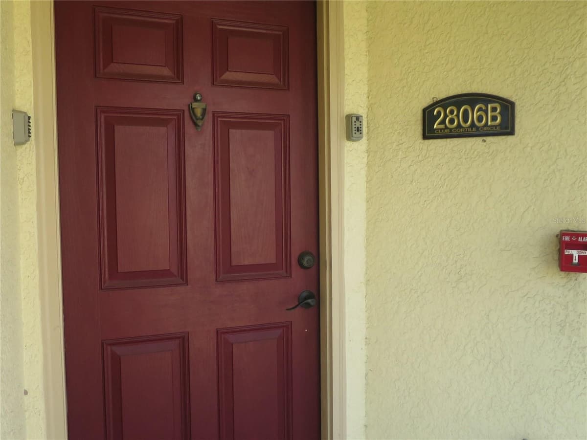 2806 CLUB CORTILE CIRCLE — photo 9 of 49