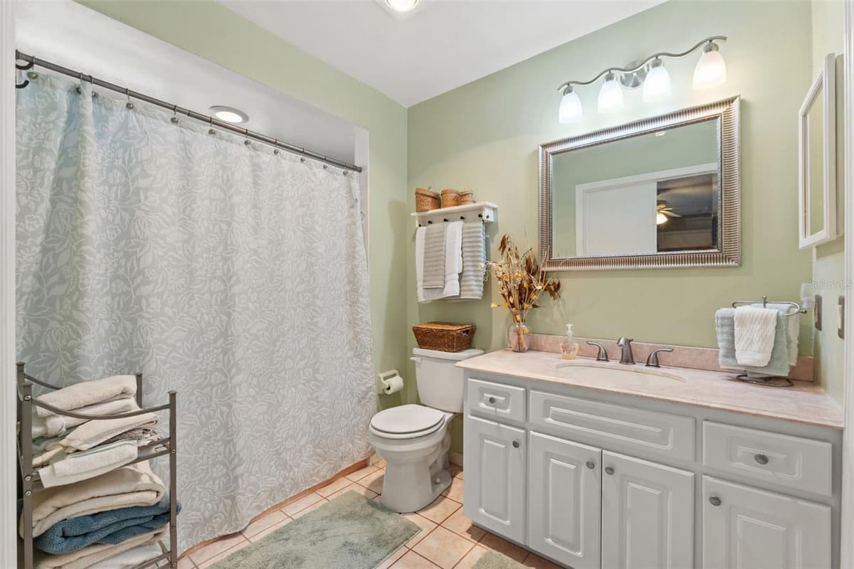 2278 ARDENWOOD DRIVE — photo 8 of 42