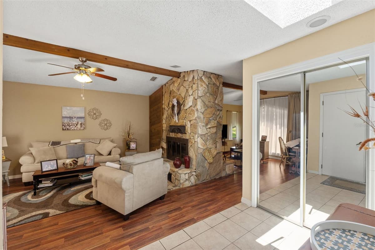 2278 ARDENWOOD DRIVE — photo 3 of 42