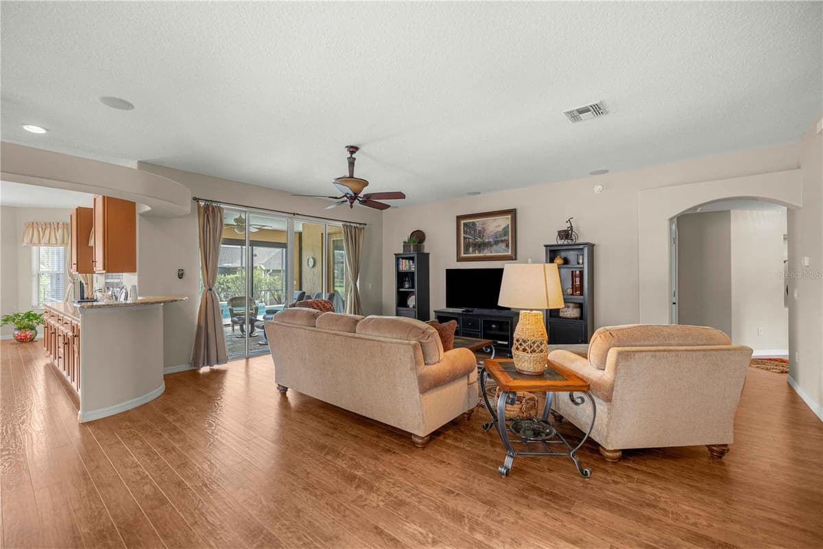 15862 13TH CIRCLE — photo 6 of 48