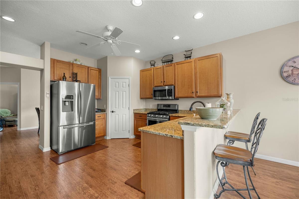 15862 13TH CIRCLE — photo 11 of 48