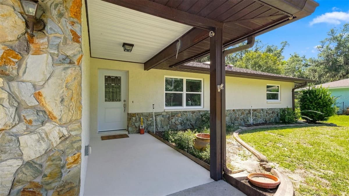 11820 FISHERMAN LANE — photo 5 of 45