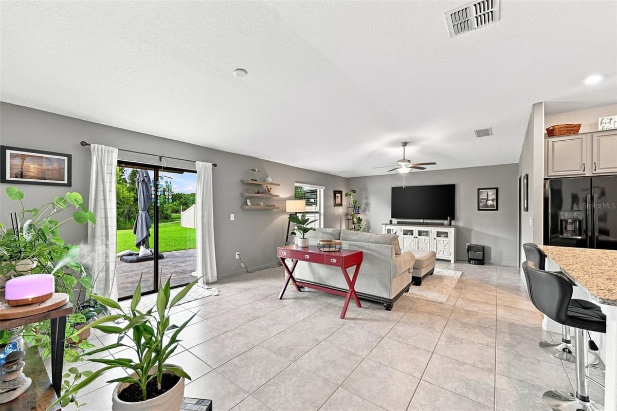 7109 SALT RIVER AVENUE — photo 9 of 39