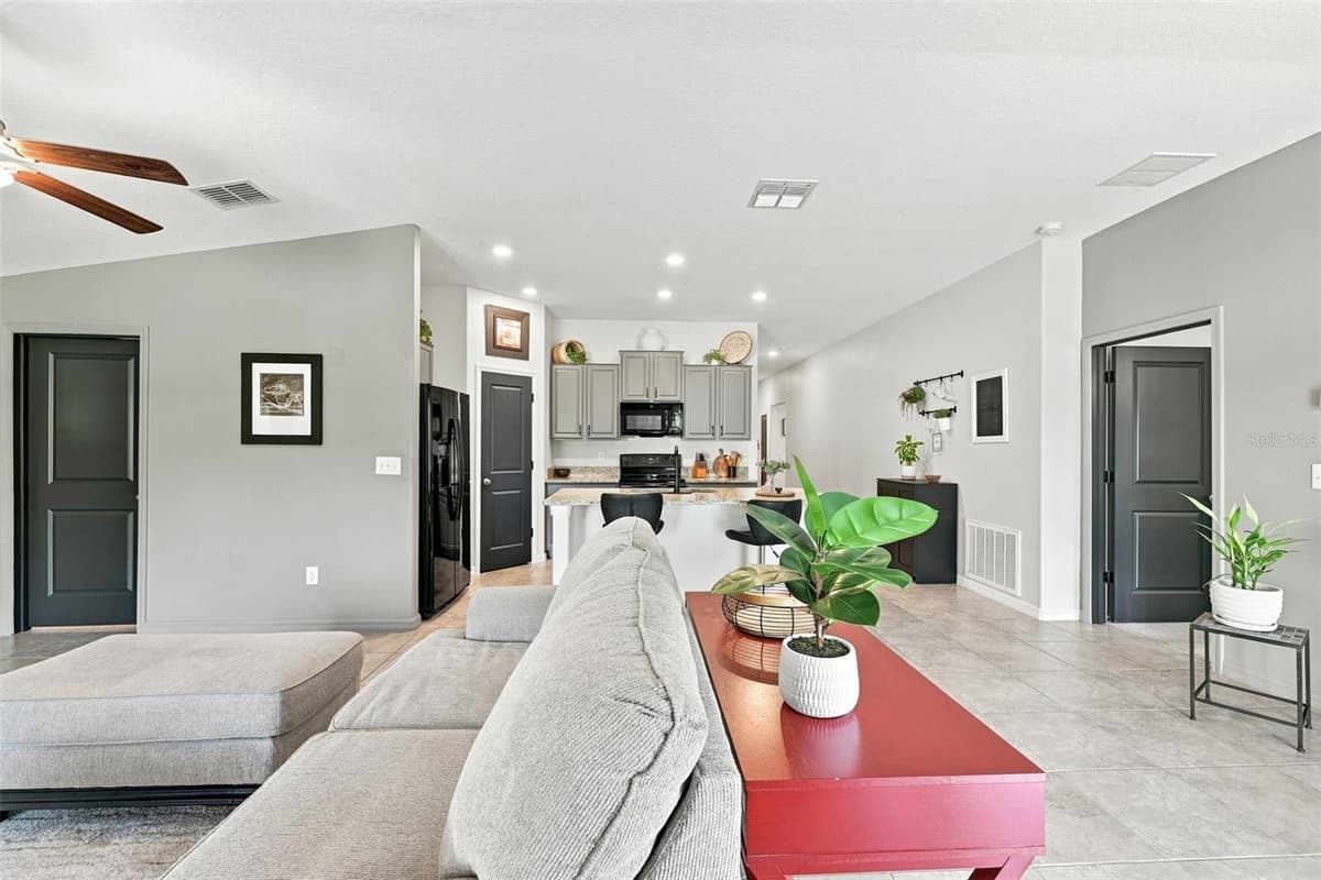 7109 SALT RIVER AVENUE — photo 6 of 39