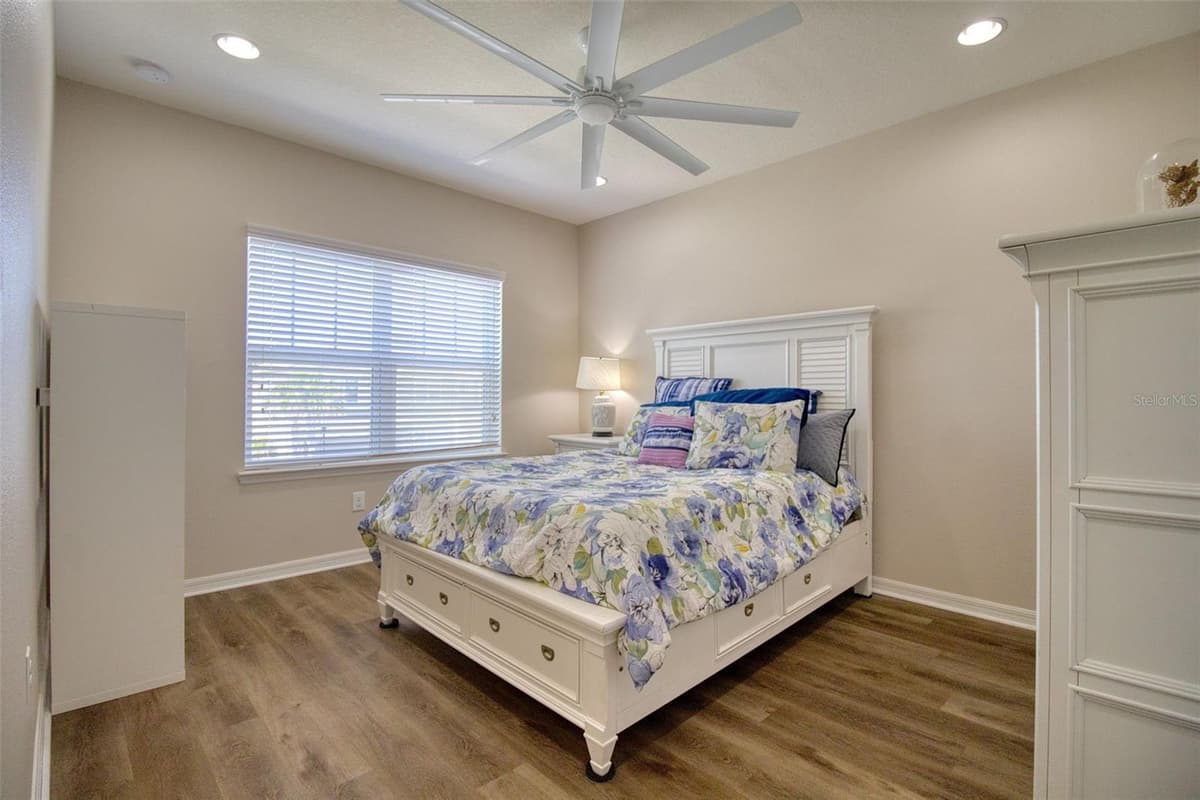 26888 FIDDLEWOOD LOOP — photo 42 of 73