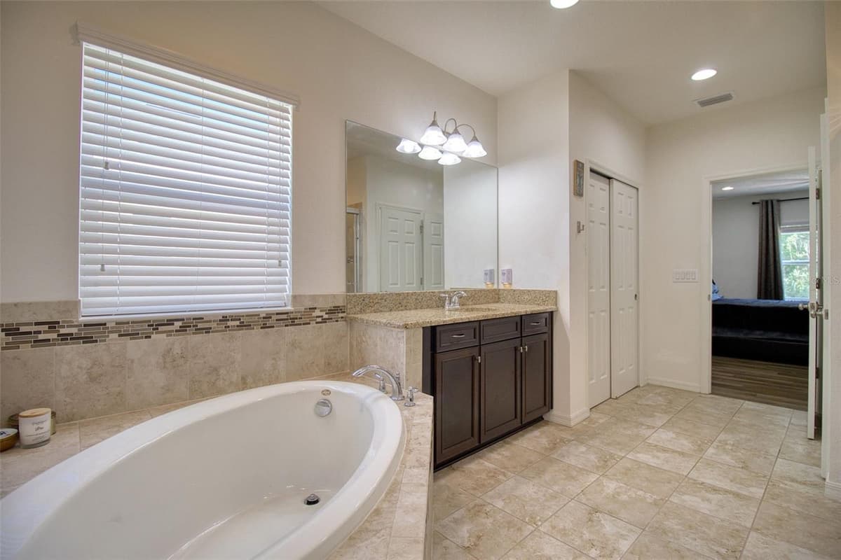 26888 FIDDLEWOOD LOOP — photo 38 of 73