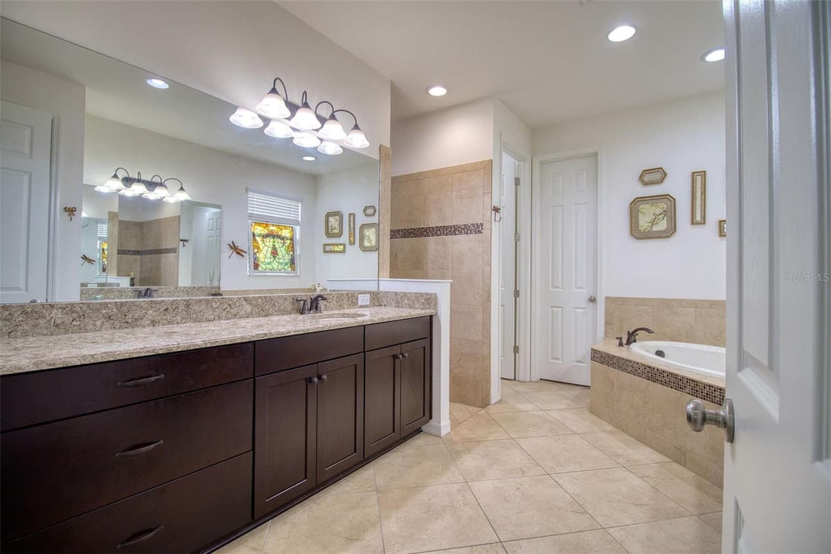 26888 FIDDLEWOOD LOOP — photo 26 of 73