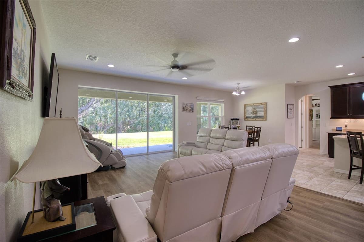 26888 FIDDLEWOOD LOOP — photo 16 of 73