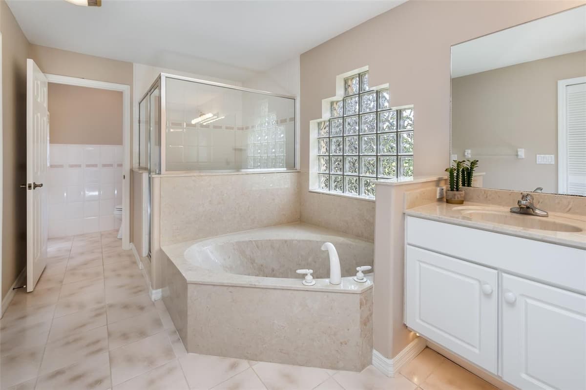 73 WATERS DRIVE — photo 29 of 76