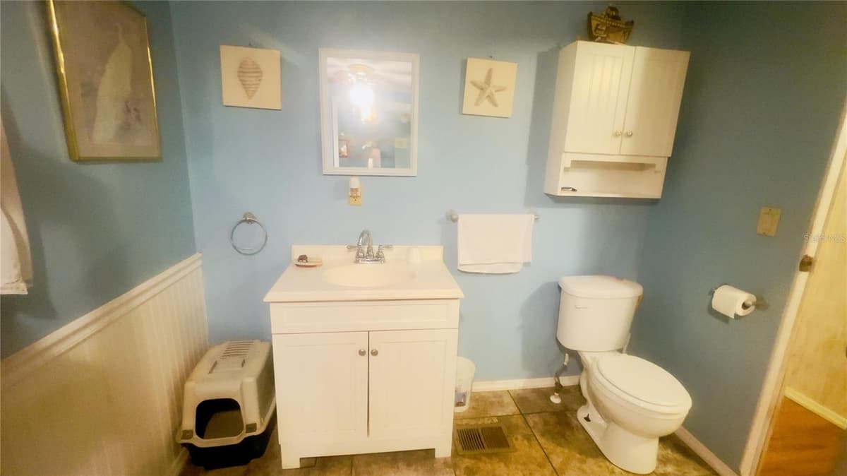 459 MARSHBURN DR — photo 14 of 24