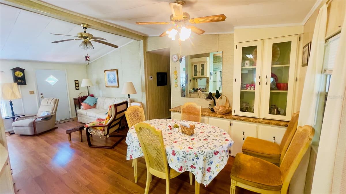 459 MARSHBURN DR — photo 5 of 24