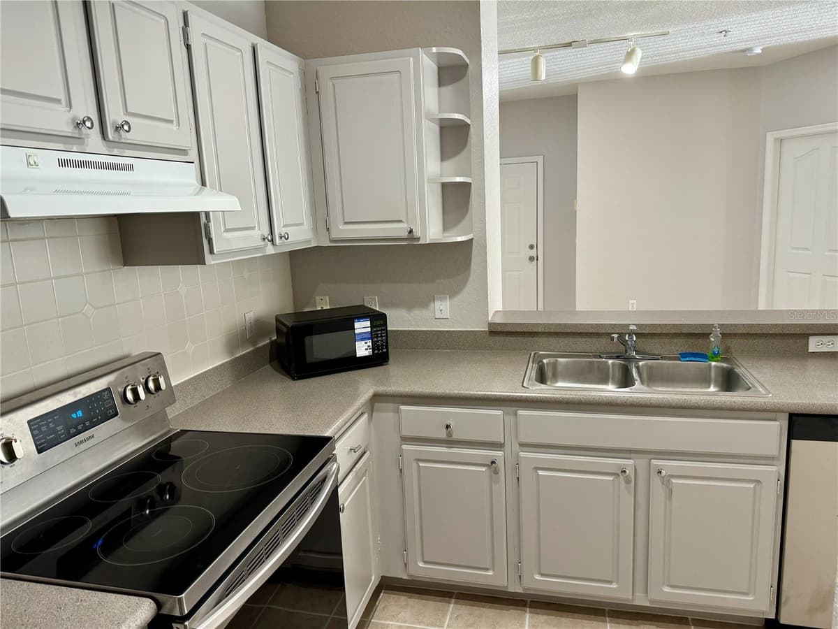 1475 LAKE SHADOW CIRCLE — photo 11 of 23