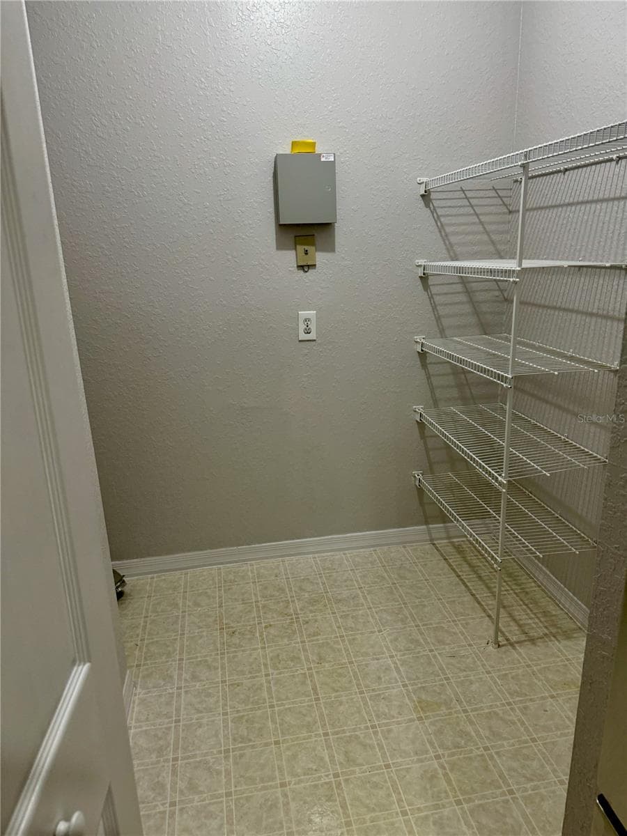 1475 LAKE SHADOW CIRCLE — photo 10 of 23
