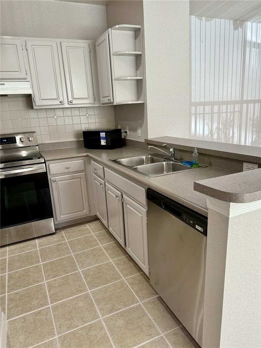 1475 LAKE SHADOW CIRCLE — photo 8 of 23