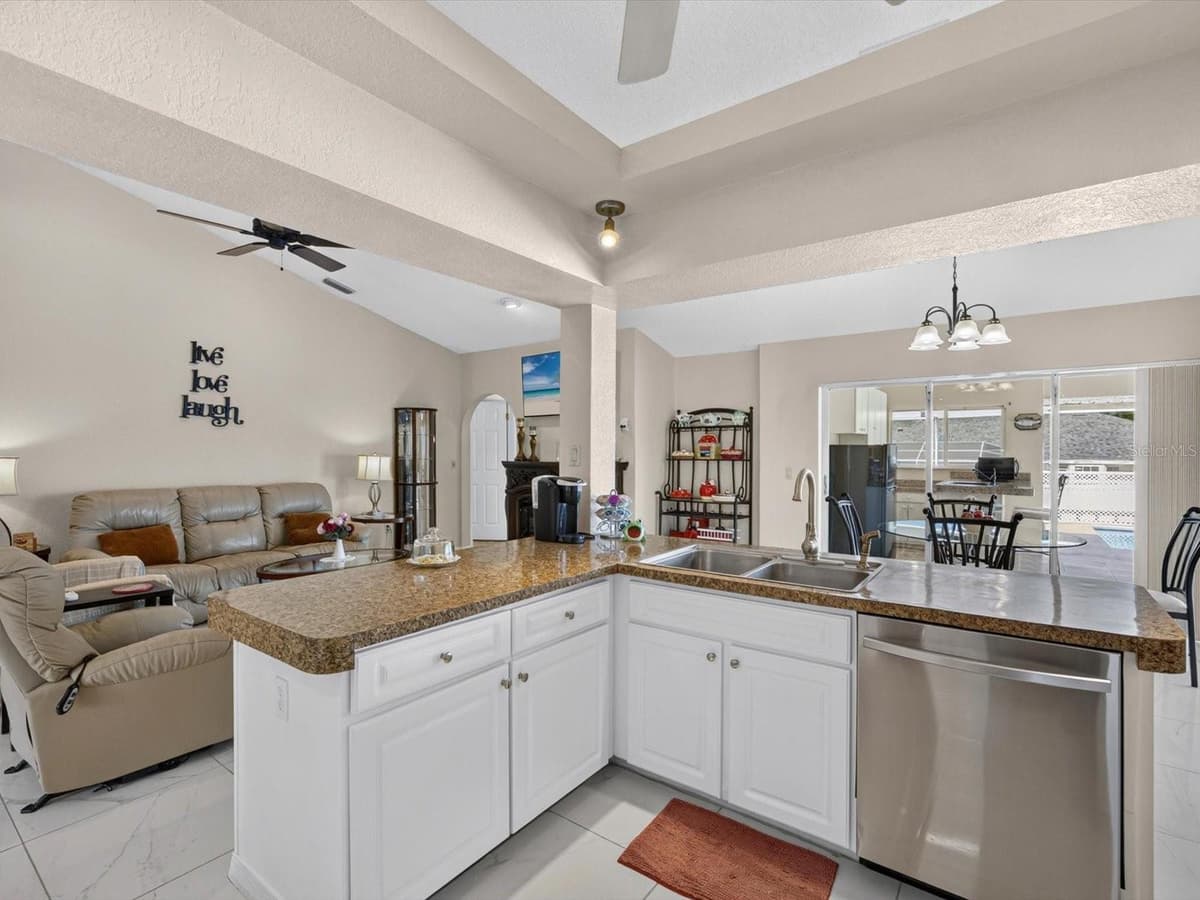 1197 MUSCOVY DR — photo 12 of 43