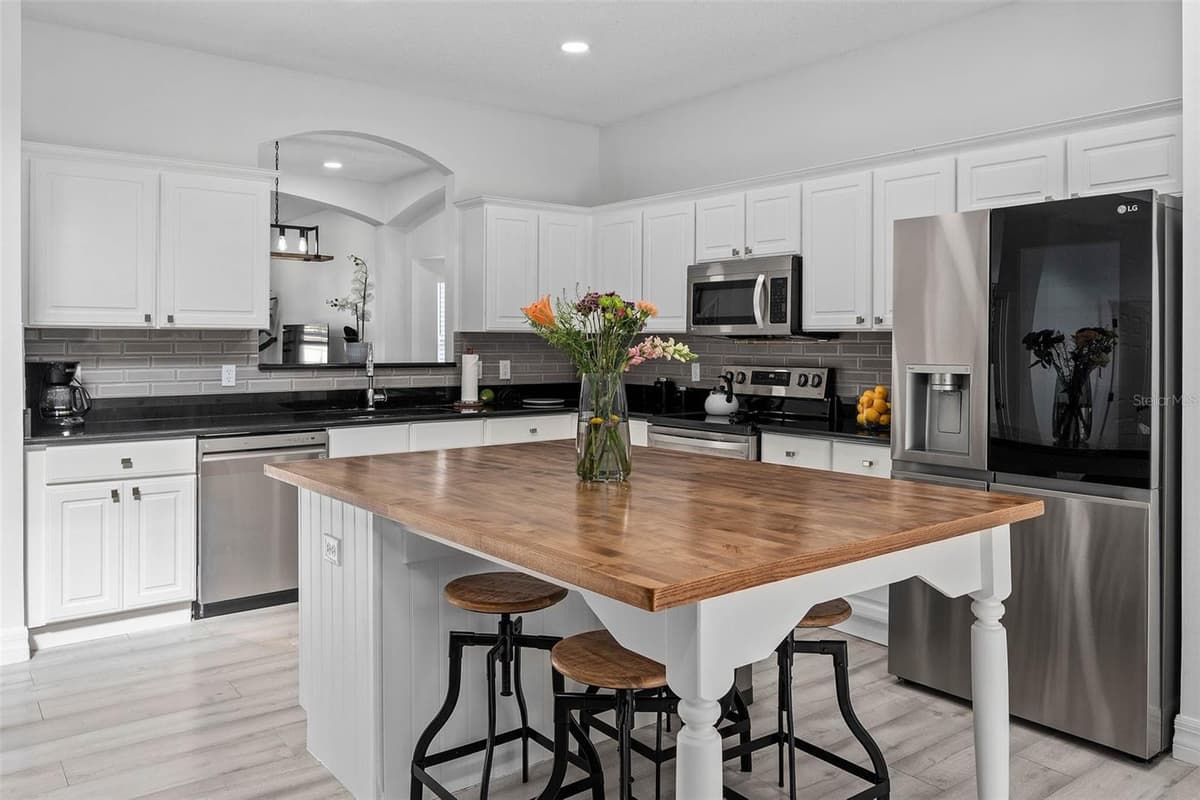 8452 SECRET KEY COVE — photo 16 of 89