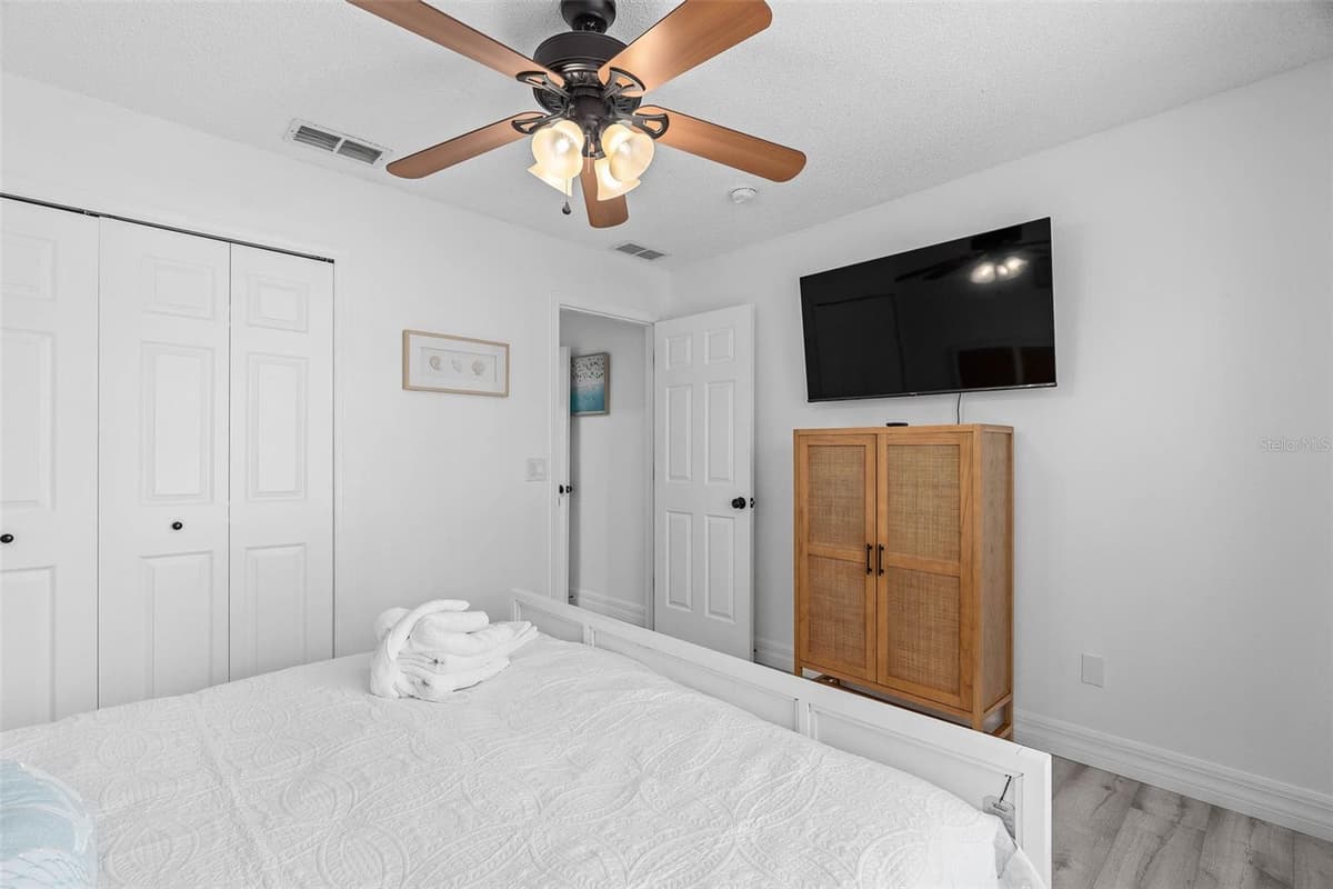 8452 SECRET KEY COVE — photo 37 of 89