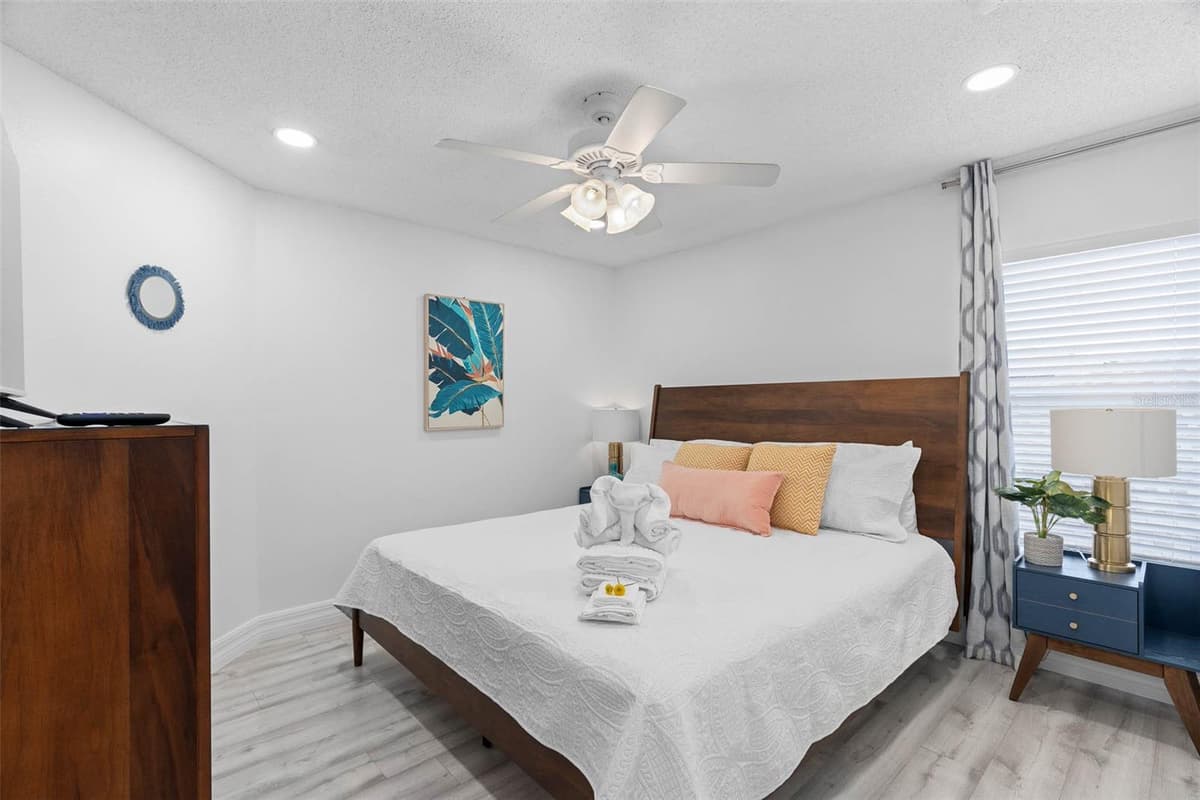 8452 SECRET KEY COVE — photo 35 of 89