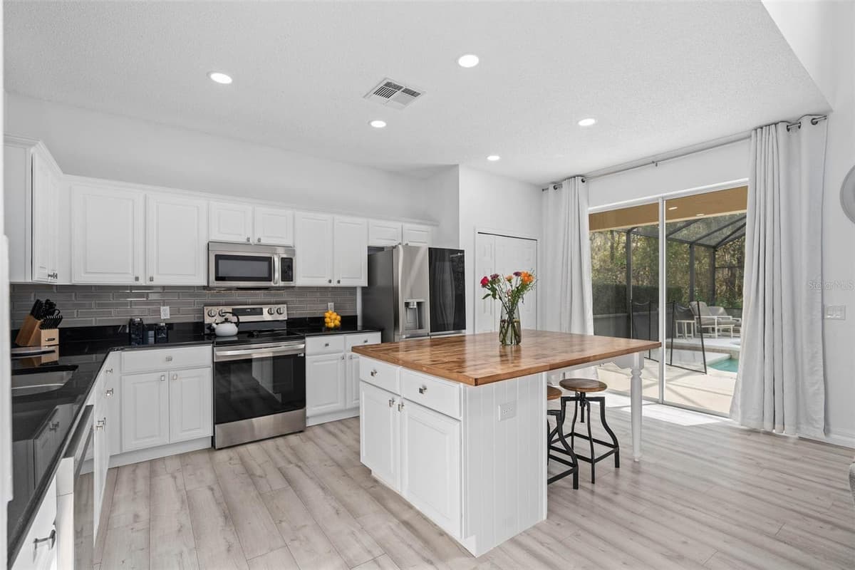 8452 SECRET KEY COVE — photo 18 of 89