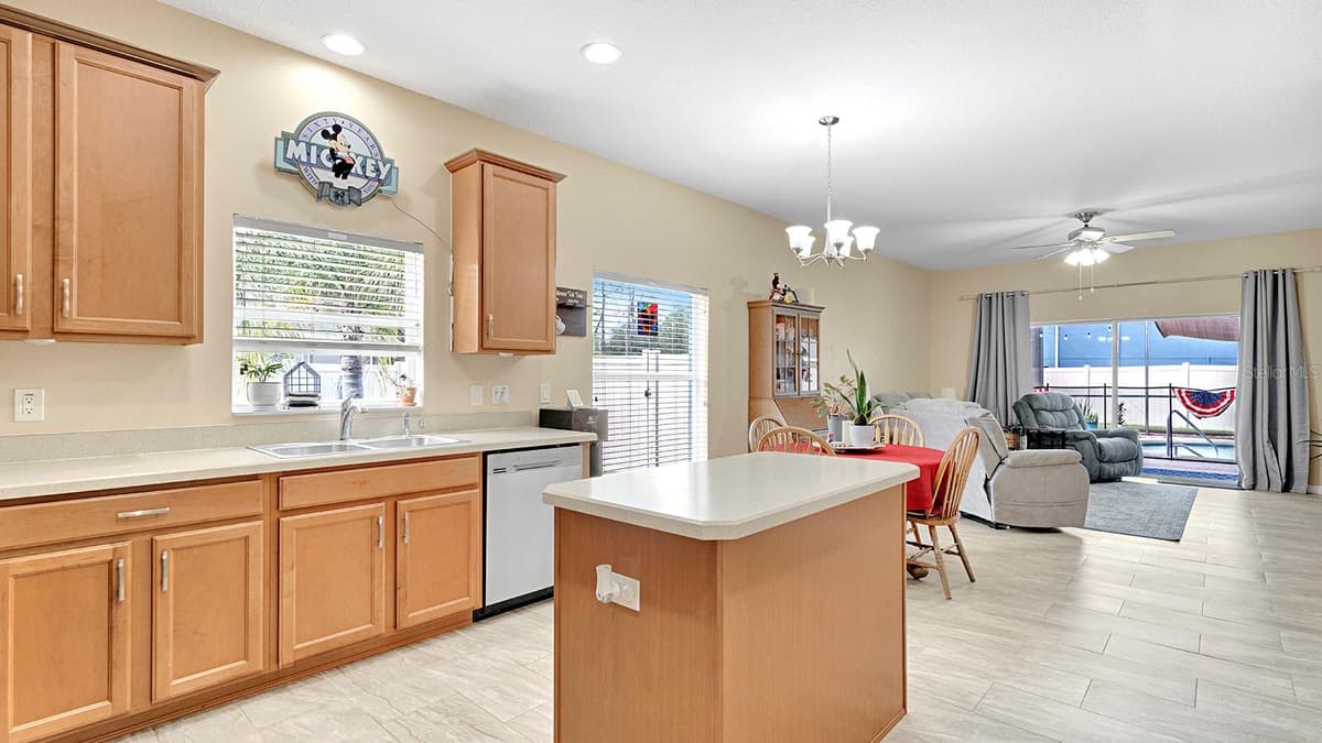 3605 DAYDREAM PLACE — photo 11 of 60