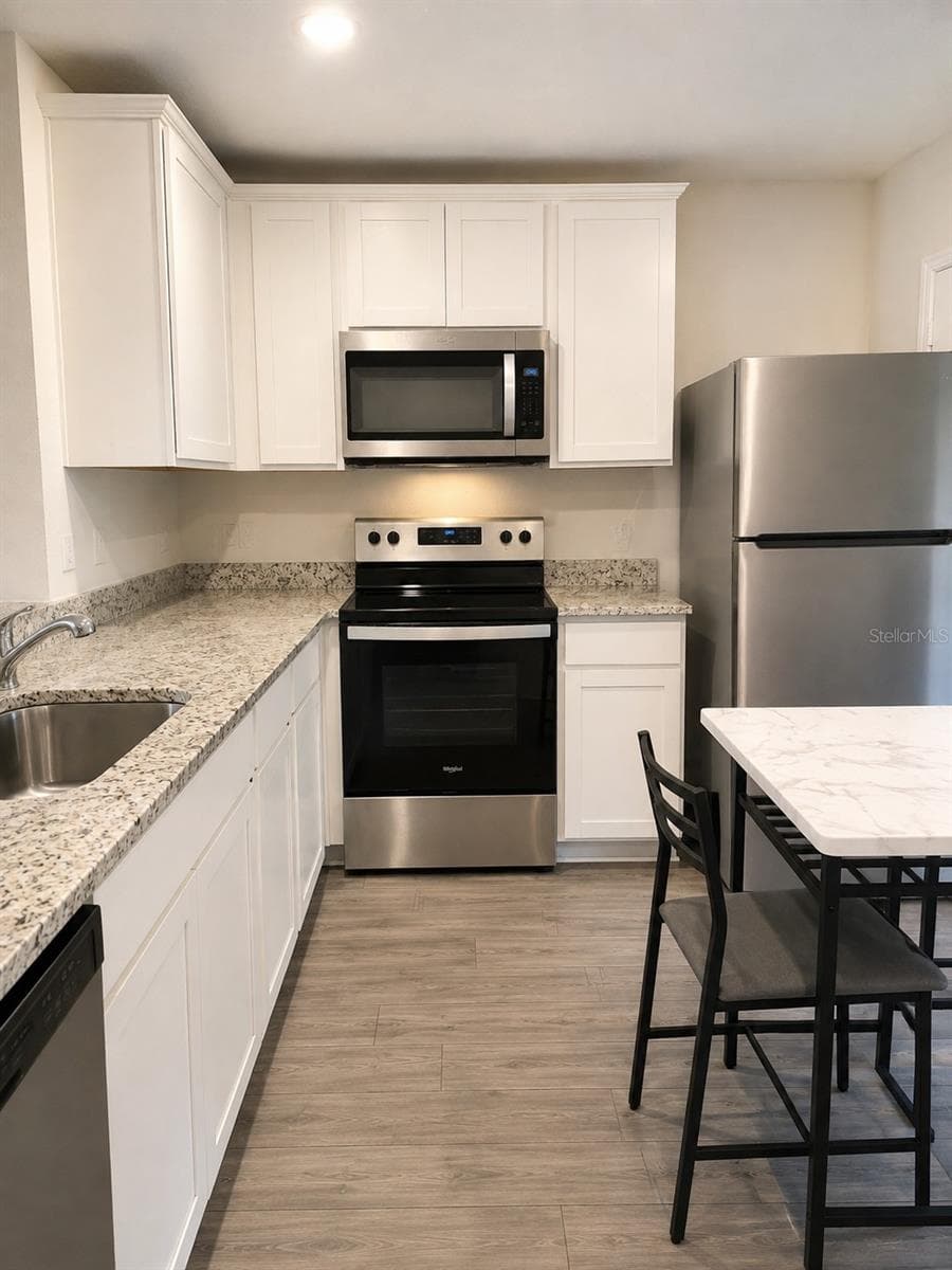 29 HERRING COURT — photo 3 of 14