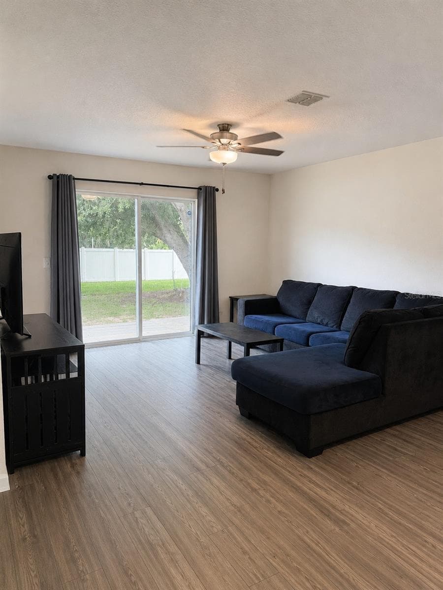 29 HERRING COURT — photo 6 of 14