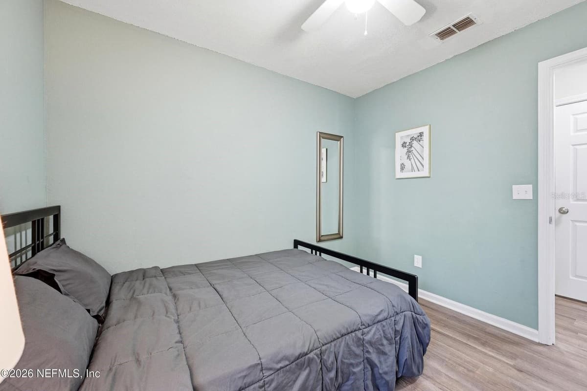1233 VAN BUREN STREET — photo 23 of 33