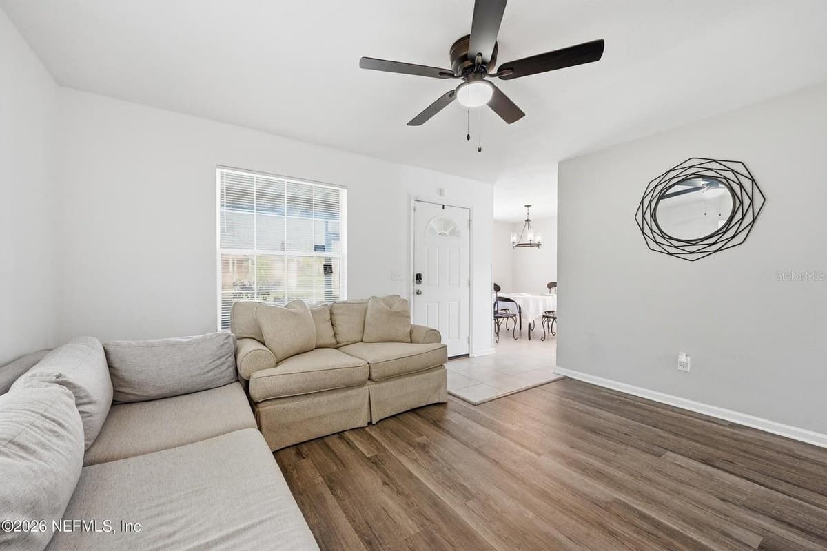1233 VAN BUREN STREET — photo 8 of 33